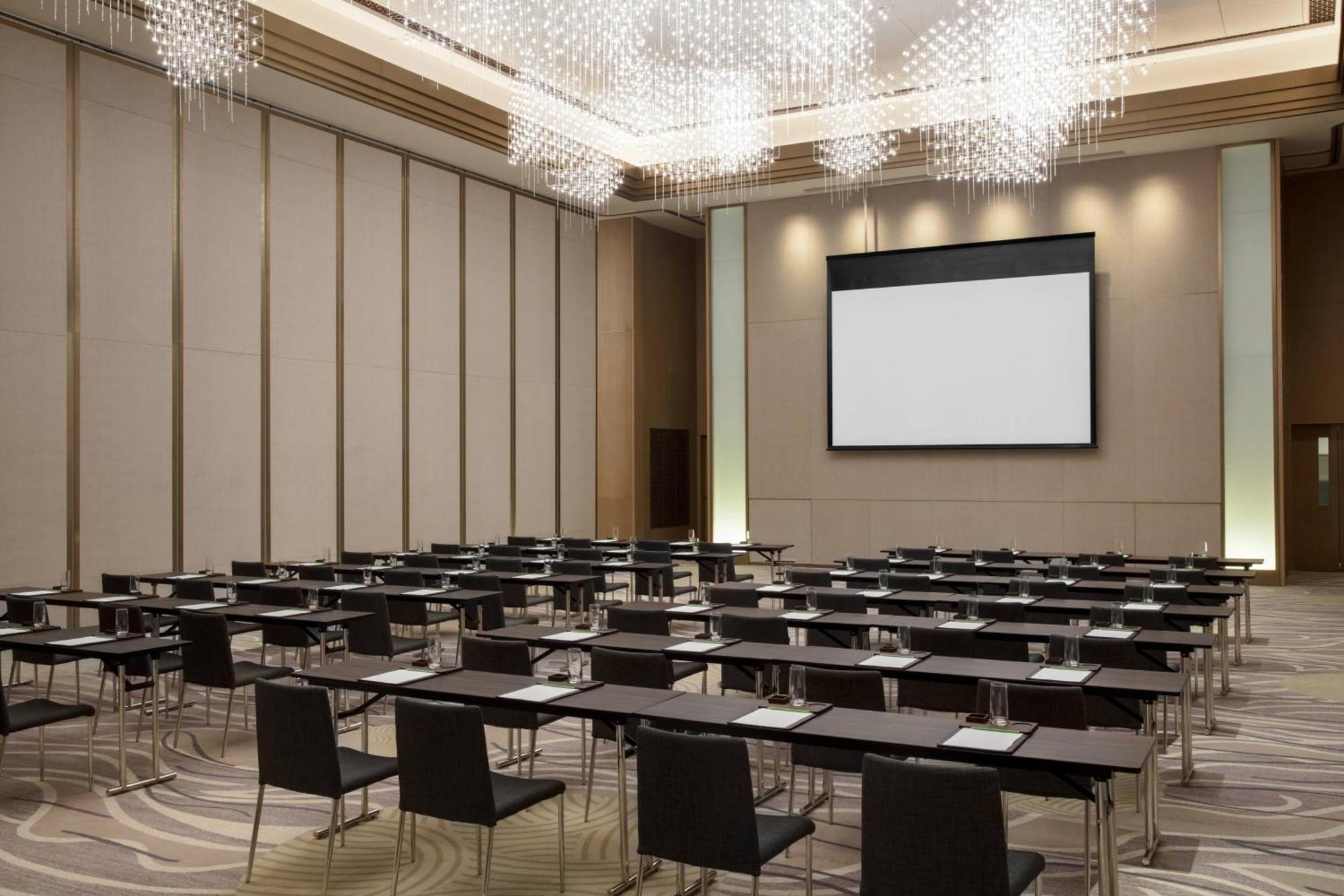 Отель Courtyard By Marriott Xi'An North Экстерьер фото