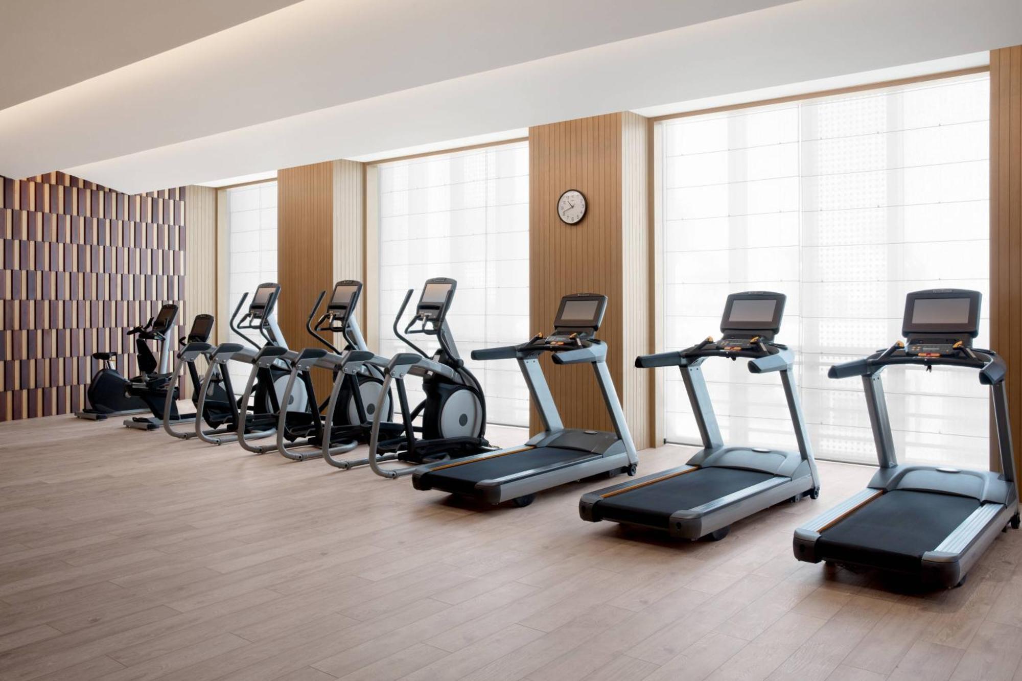 Отель Courtyard By Marriott Xi'An North Экстерьер фото