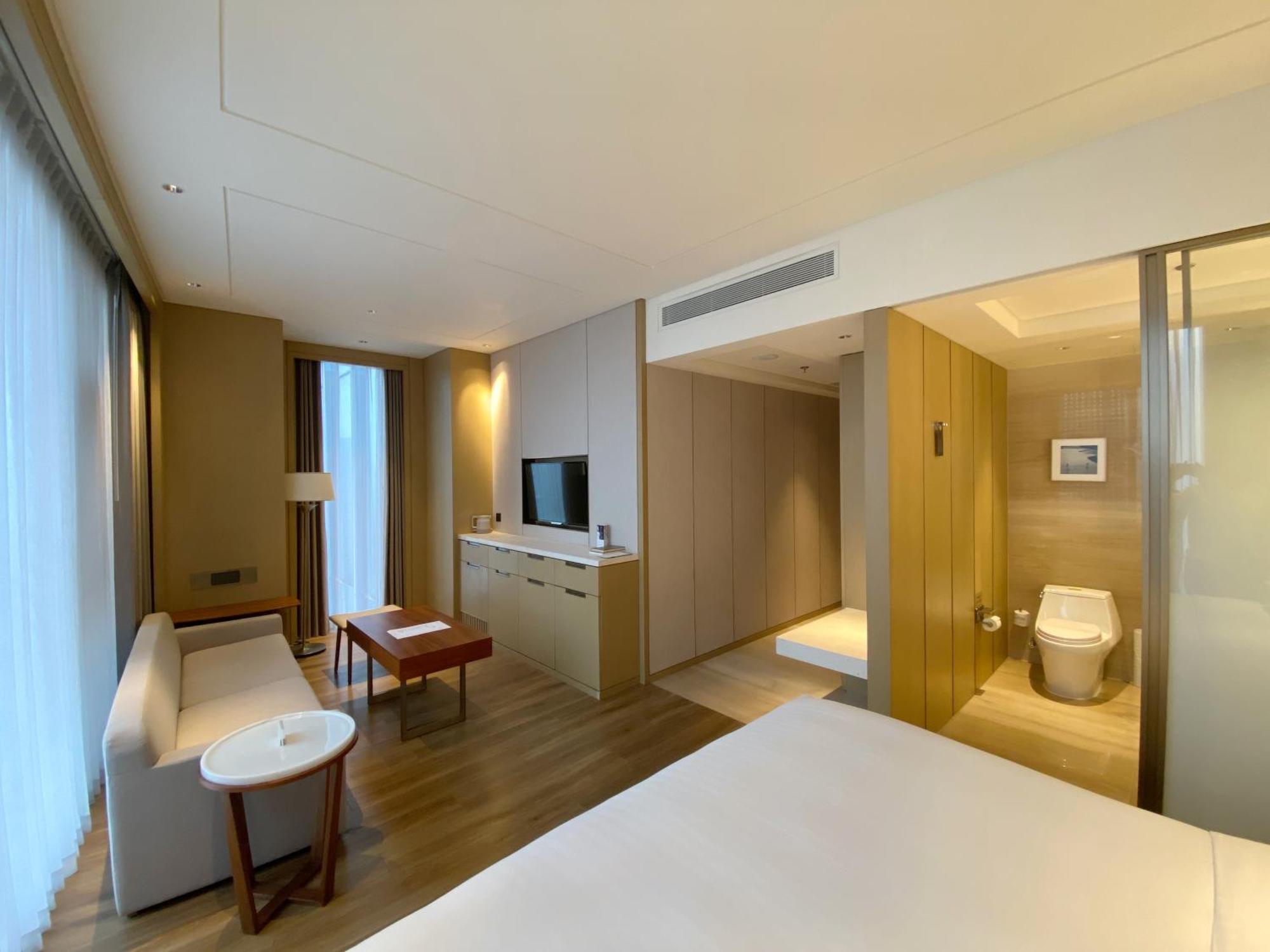 Отель Courtyard By Marriott Xi'An North Экстерьер фото